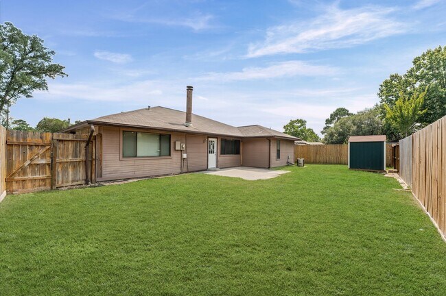 Building Photo - 21311 Golden Dove Dr