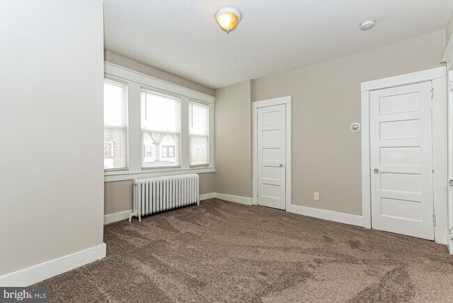 Building Photo - 900 Marcella St