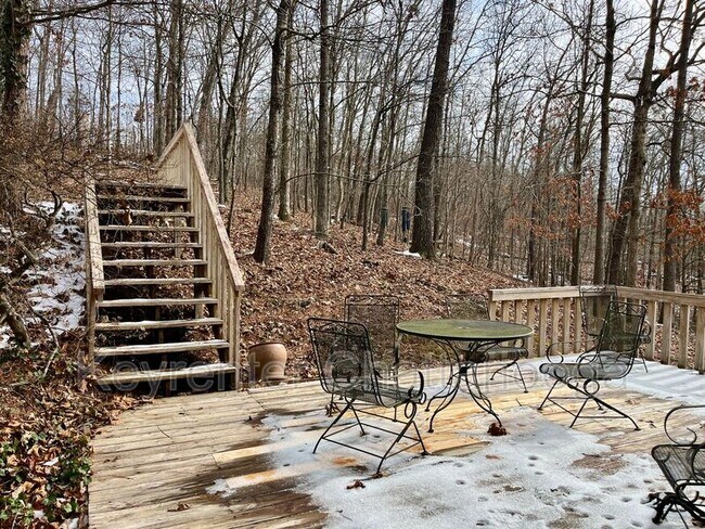 Building Photo - 6528 Harbor View Dr