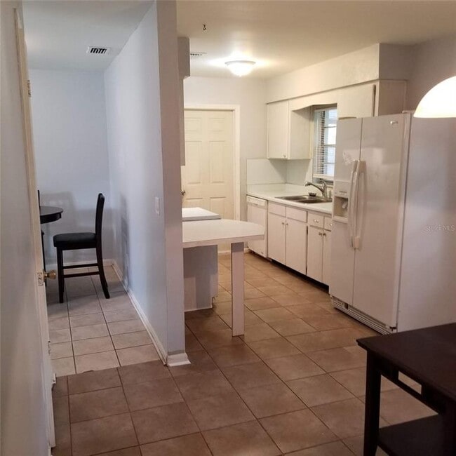 Building Photo - 6717 Mornay Cir