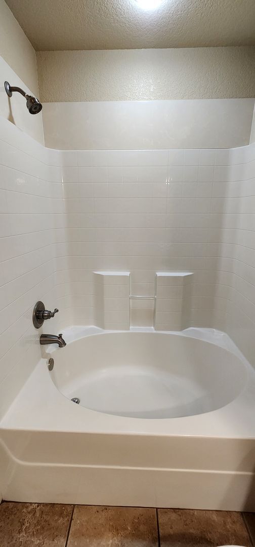 Building Photo - 3 Bedroom 2 bath Duplex South Killeen VIEWABLE SOON