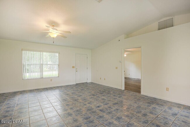 Building Photo - 1934 Evergreen Dr