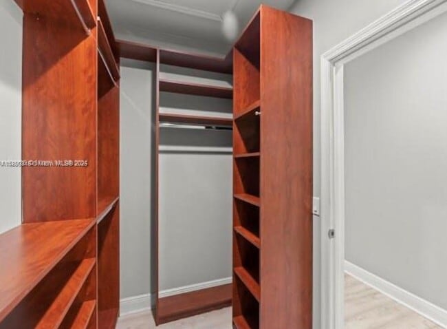 Building Photo - 1139 NE 3rd Ave