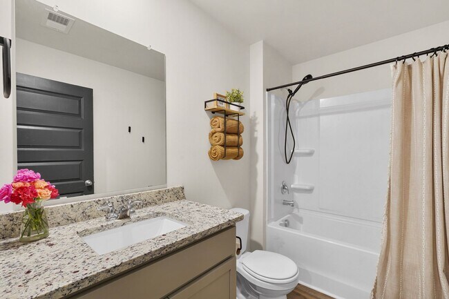 Building Photo - Well-Maintained 4 Bedroom Corner Lot Home in The Palms with Resort-Style Community Amenities