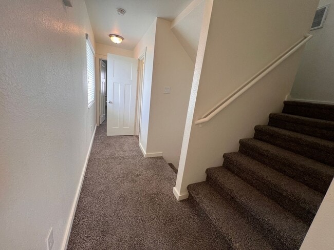 Building Photo - 3 Bedroom 2.5 Bathroom Townhome in Spring,...