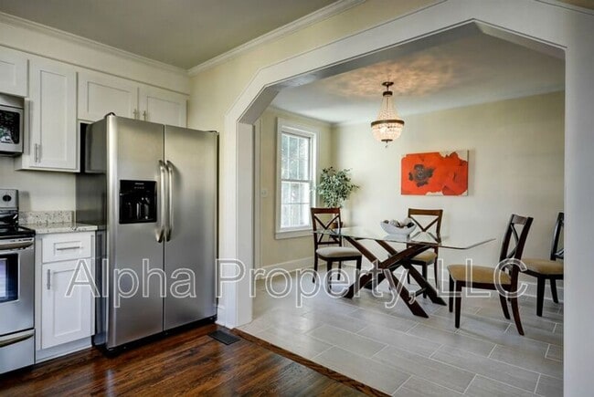 Building Photo - 407 S Florida Ave