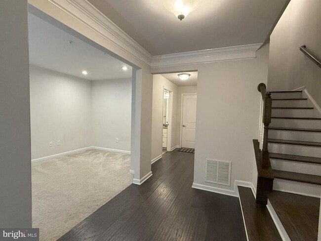 Building Photo - 406 Blue Welsh St