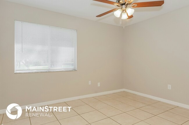 Building Photo - 241 Manth Ave