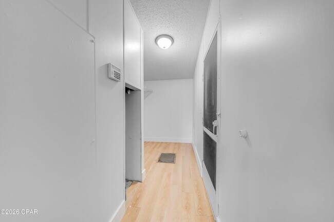 Building Photo - 154 Big Oak Ln