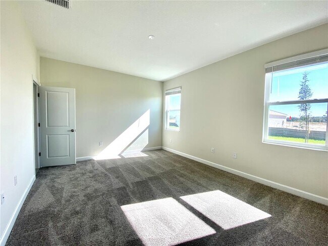 Building Photo - 1312 Oak Crest St