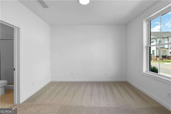 Building Photo - 5440 Howington Ct