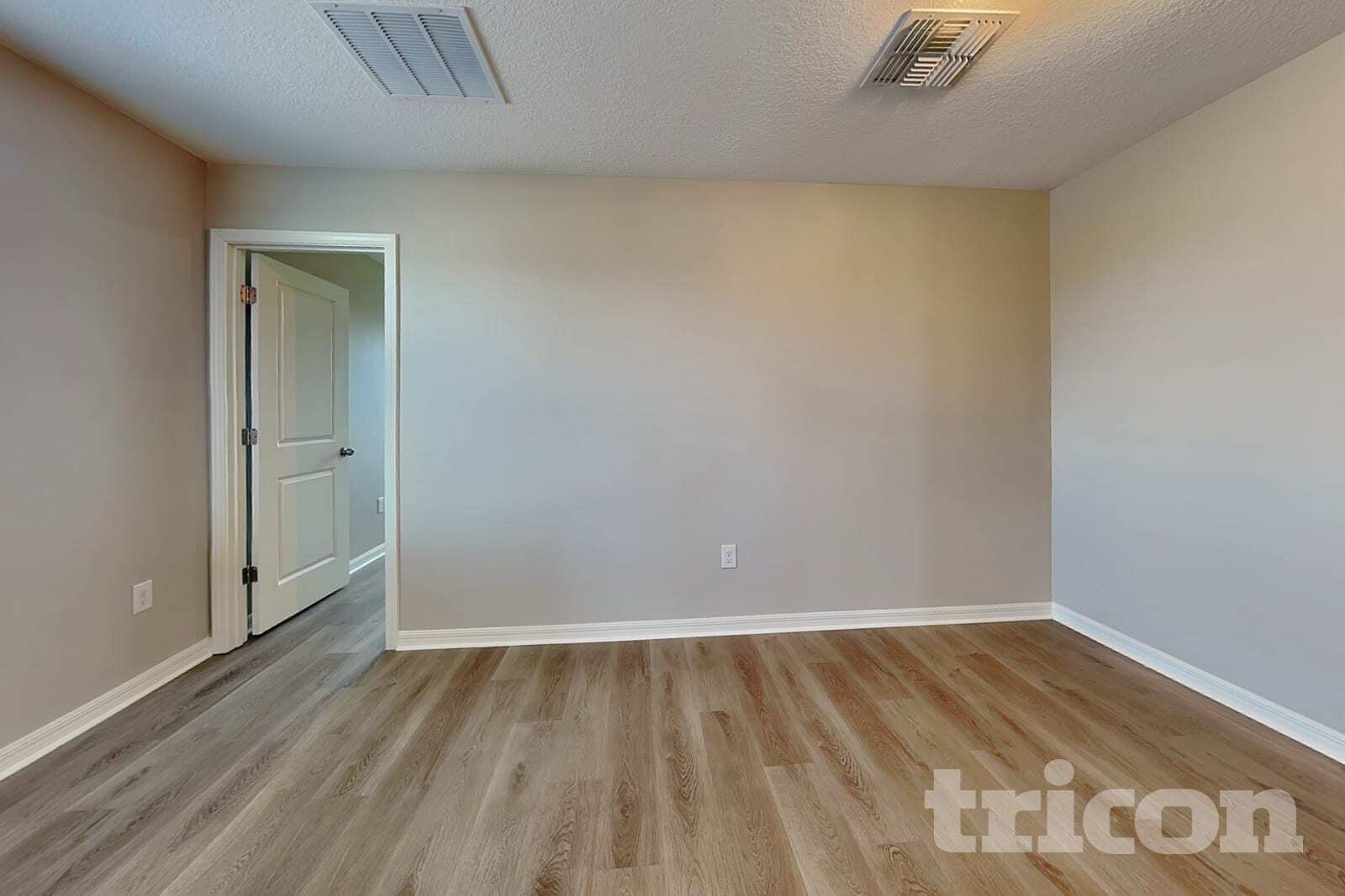 Building Photo - 4906 White Chicory Dr