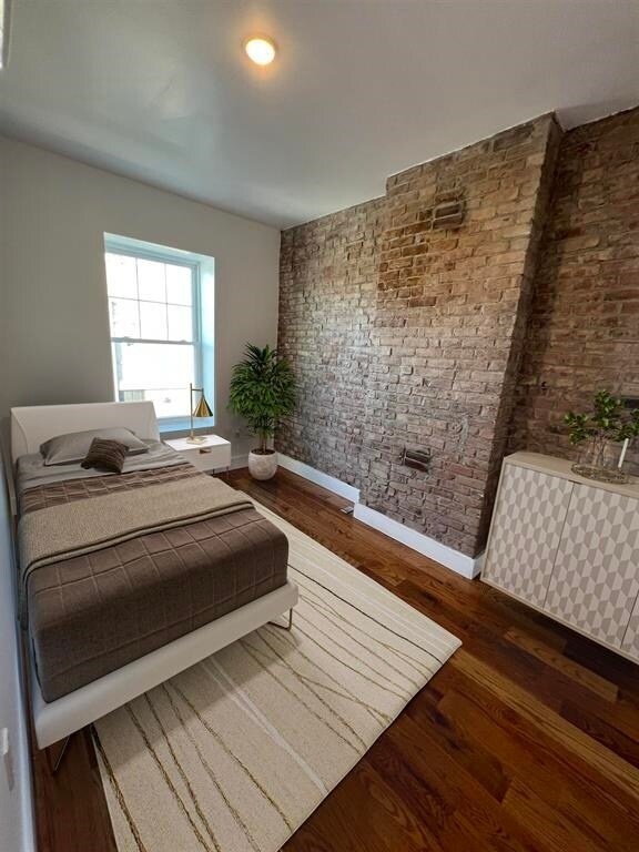 Building Photo - 141 Halladay St