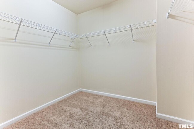 Building Photo - 224 Lynchwick Ln