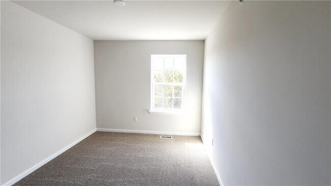 Building Photo - 1132 Martin Rd