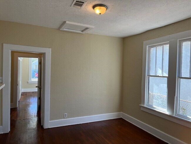 Building Photo - **UPCOMING**Total Electric**4 Bedroom / 2 ...