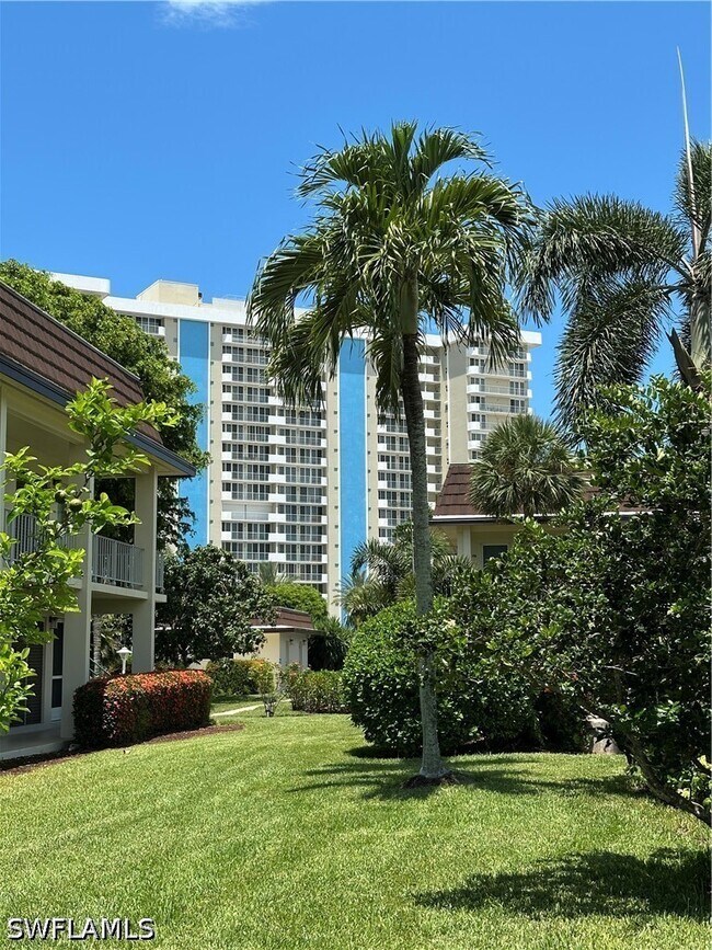 Building Photo - 130 N Collier Blvd