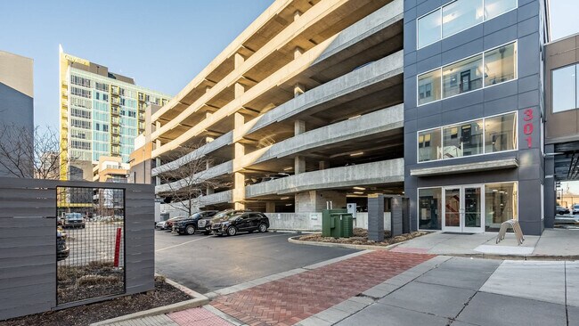 Building Photo - 235 S Delaware St