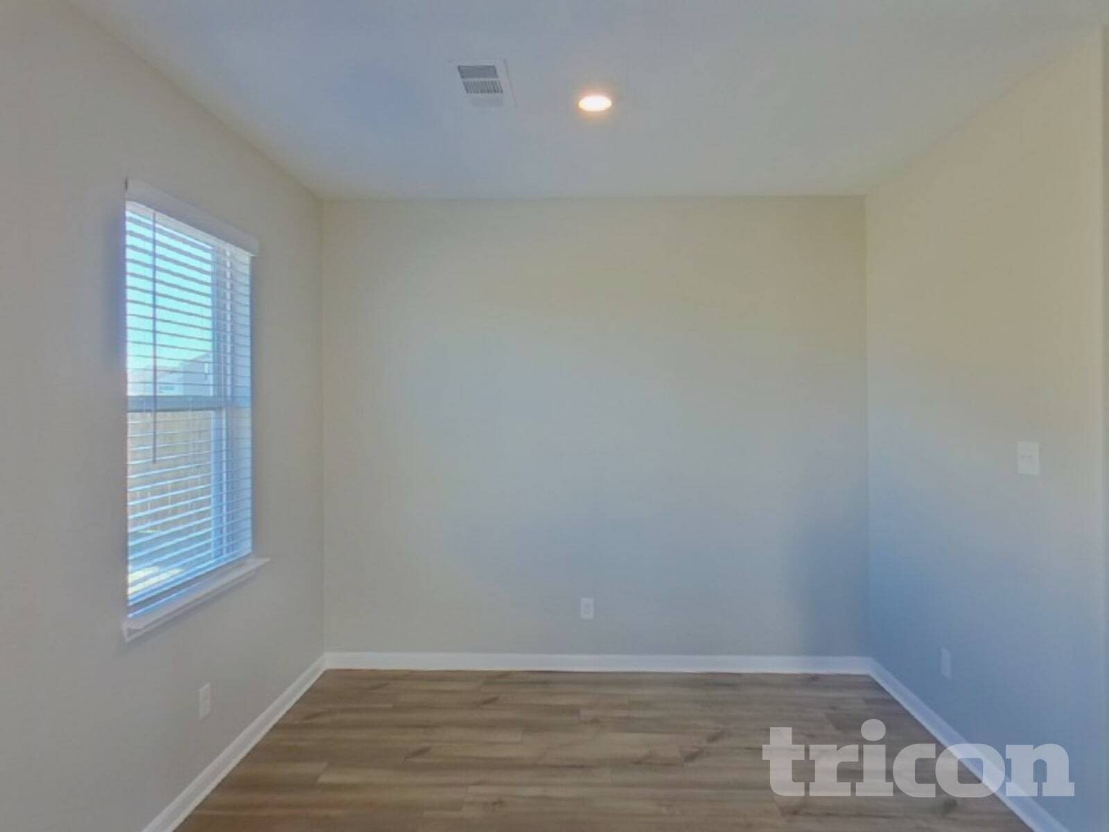 Building Photo - 9721 Sierra Grande Dr