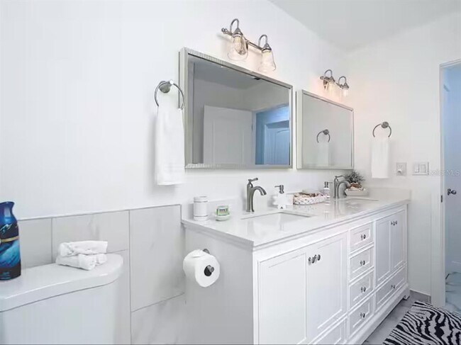 Building Photo - 9308 President Cir