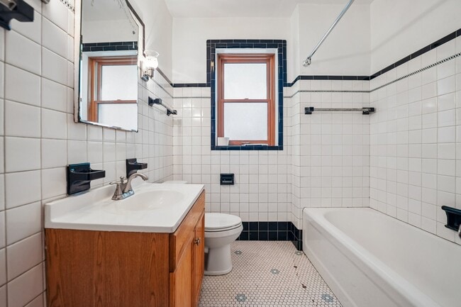 Building Photo - 3801 N Lawndale Ave