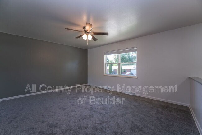 Building Photo - 1542 Lamplighter Dr