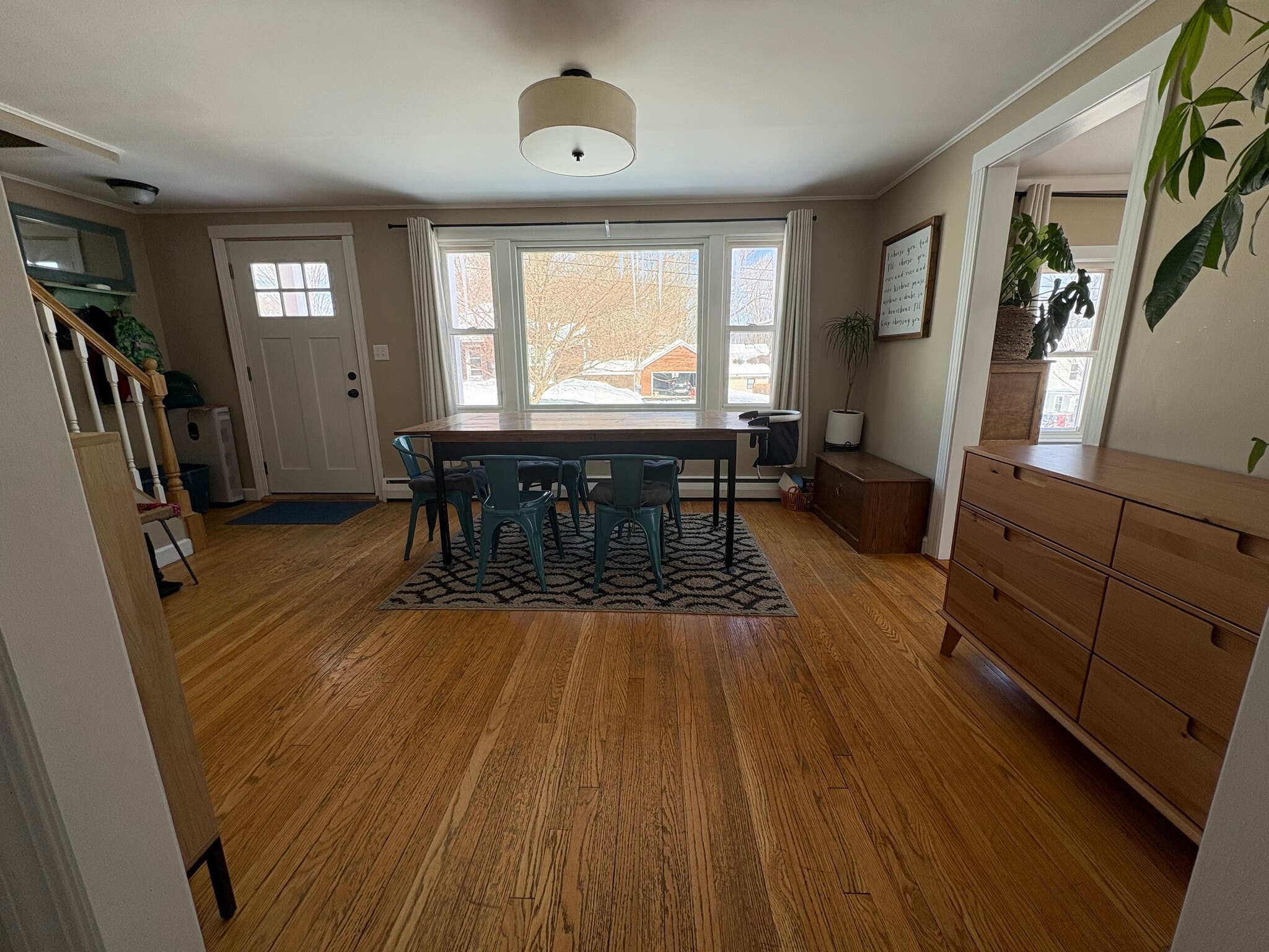 dinning room view from kitchen - 14 Mitchell St
