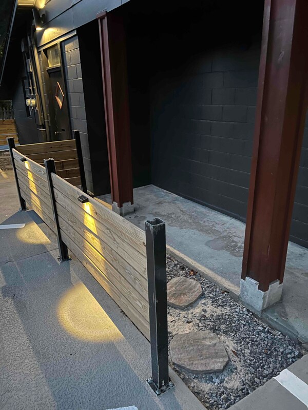 Building Photo - 531 Ditmar St