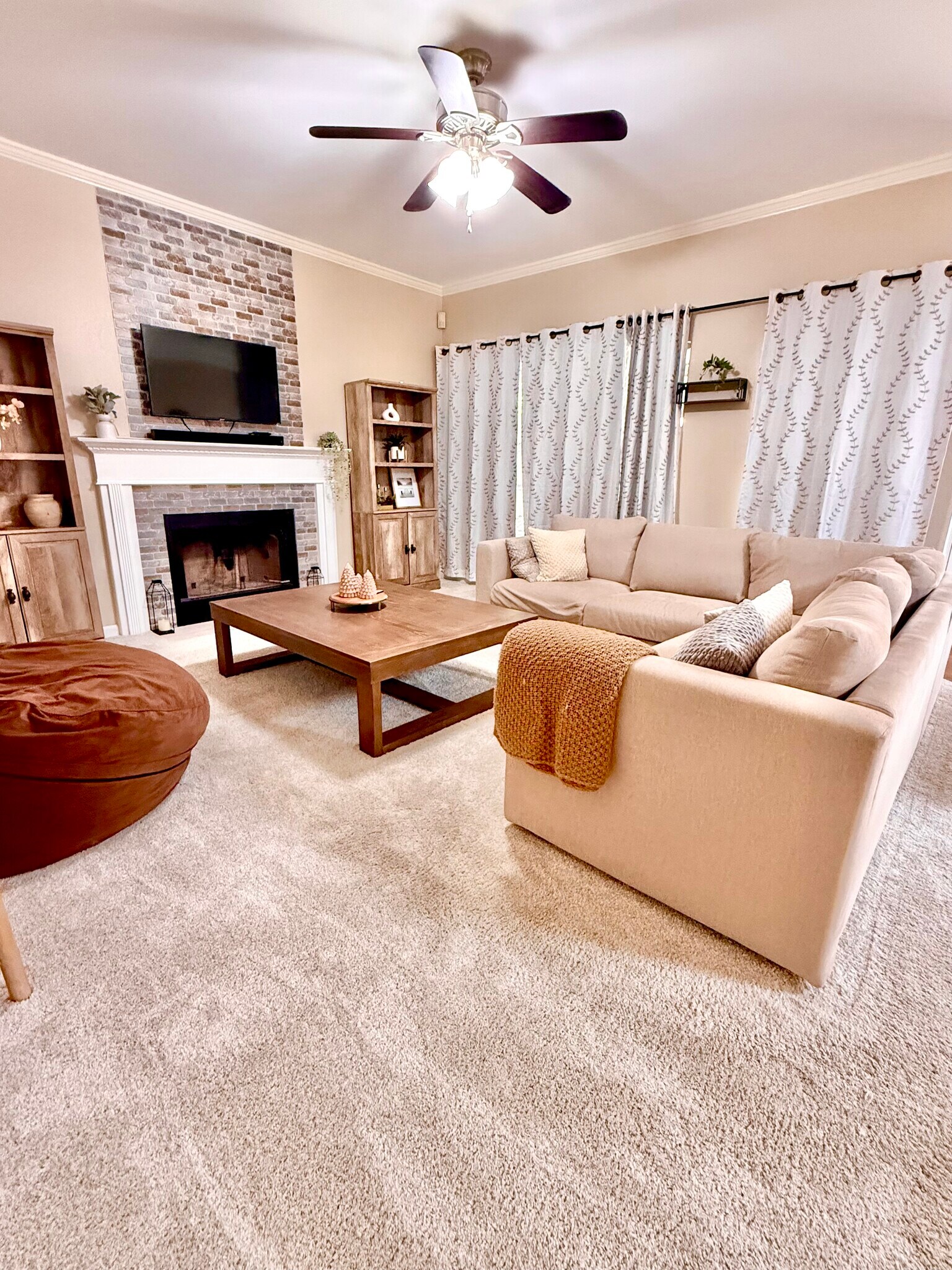 main living room - 9163 Timber Rnch