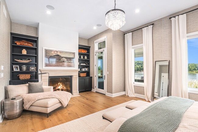 Building Photo - 6736 Saugatuck Bch Rd