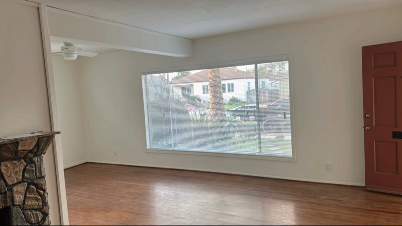 Building Photo - 4920 W 123rd Pl
