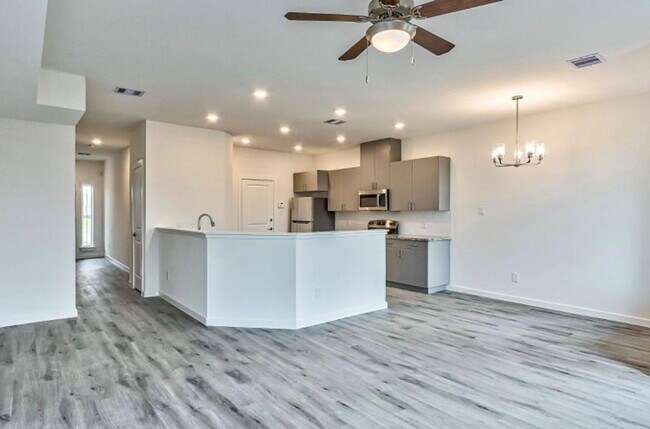 Building Photo - 4803 Dig Dug Ln