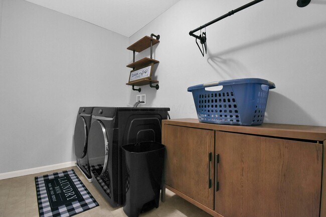 Building Photo - 1268 Conner Ridge St