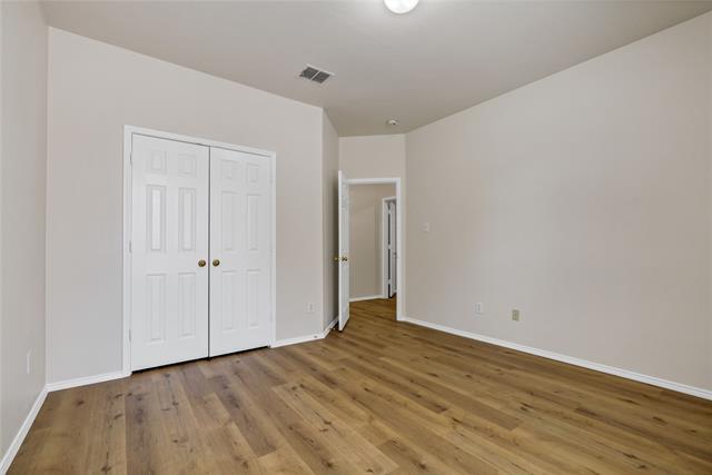 Building Photo - 2409 Spruce Ct
