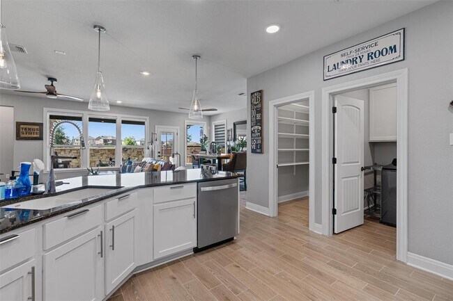 Building Photo - 3752 Forino Dr