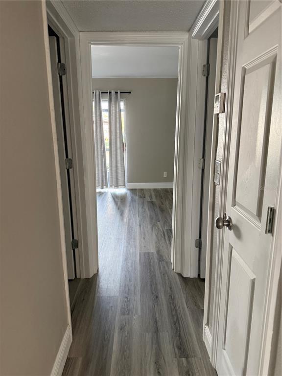 Building Photo - 9209 Tudor Dr