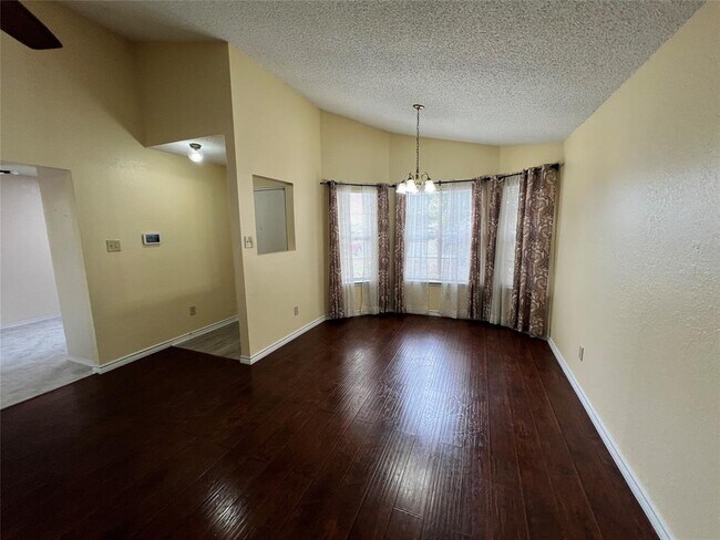 Building Photo - 16202 Edgerly Ct