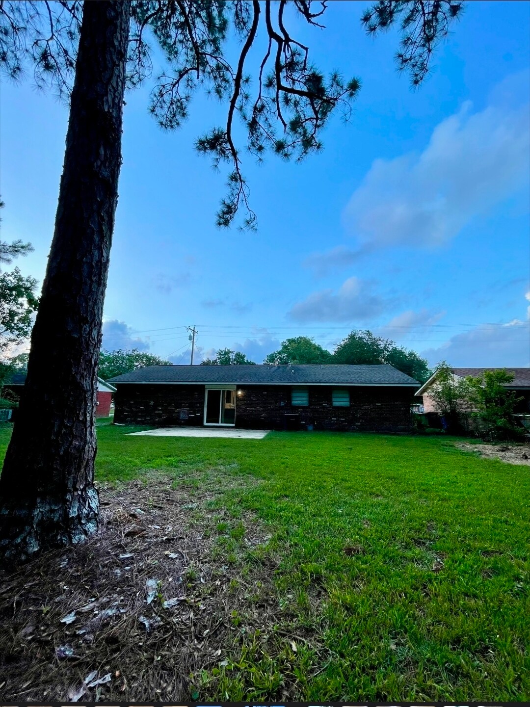 Building Photo - 15905 Waycross Dr