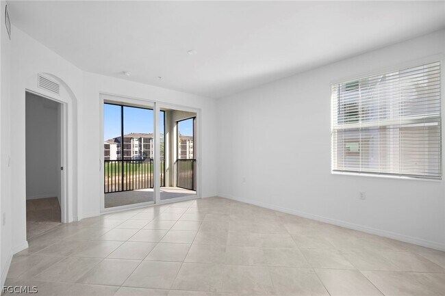 Building Photo - 18421 Copperhead Dr