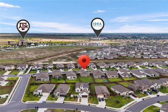 Building Photo - 16 Chalk Rdg Dr