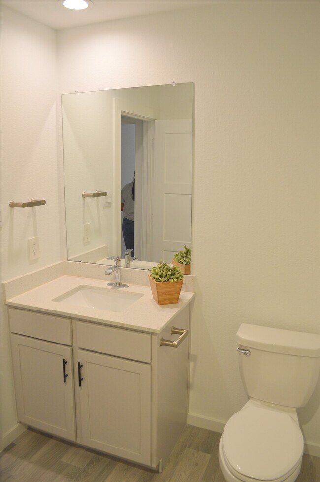 Building Photo - 10313 Cascade Range Ln