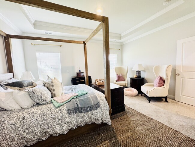 Building Photo - 2464 Campton Lp