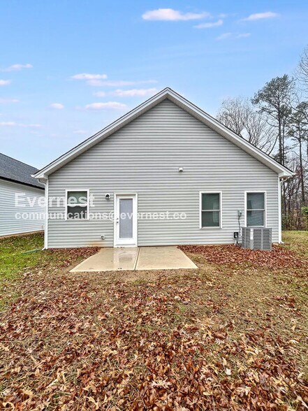 Building Photo - 312 N Correll St