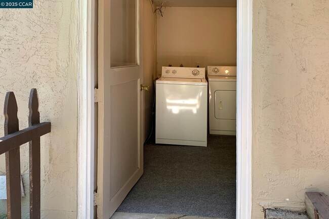 Building Photo - 1672 Terrace Road,Walnut Crk