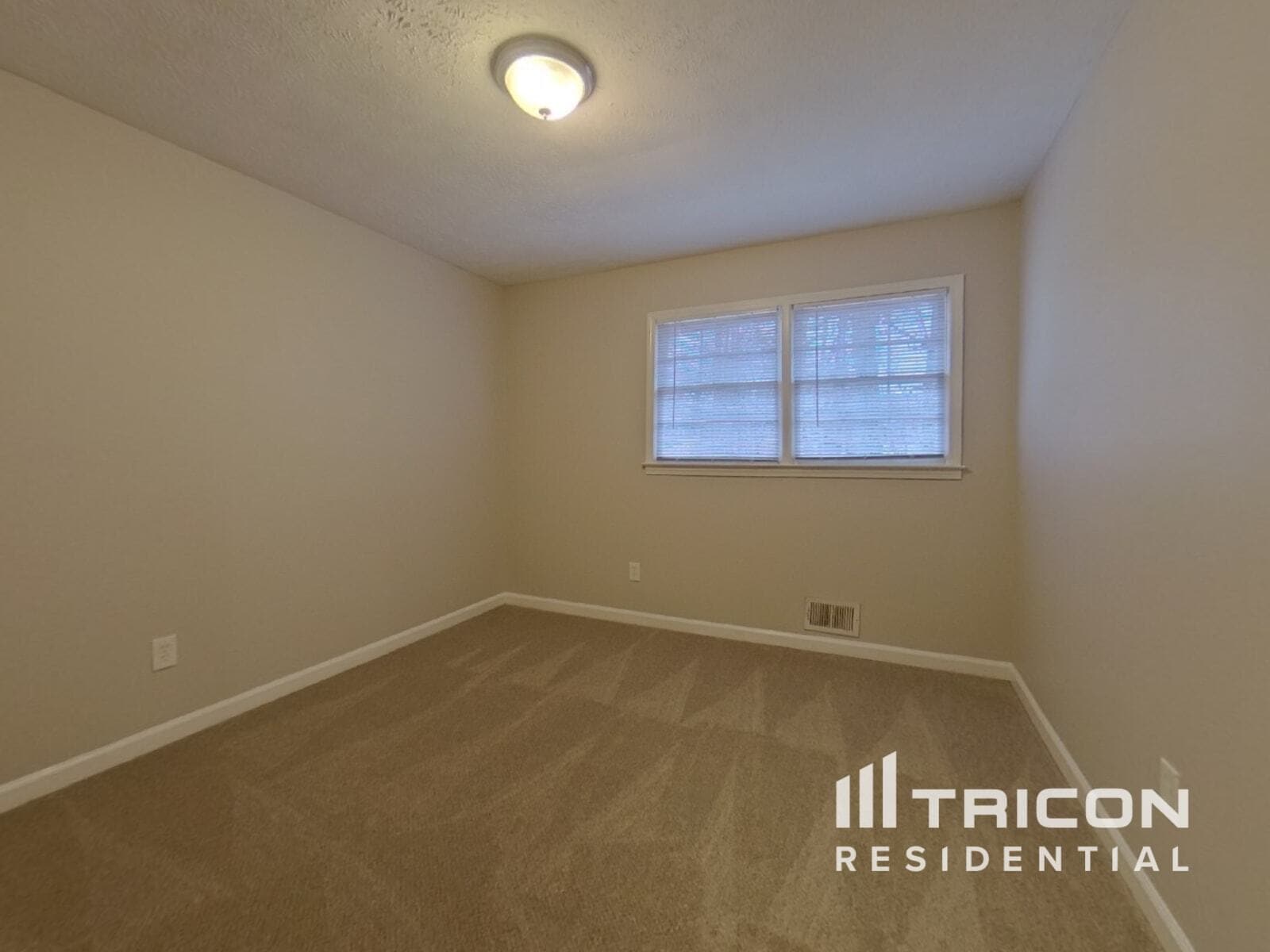 Building Photo - 5020 Horton Pl