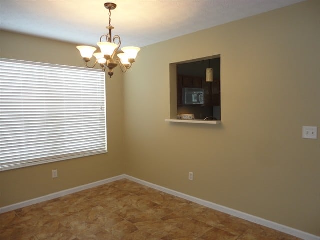 Building Photo - 1342 Shannon Ln