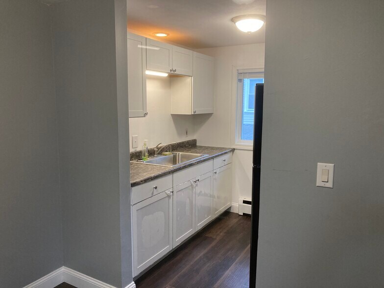 Building Photo - 91 Pickering Rd