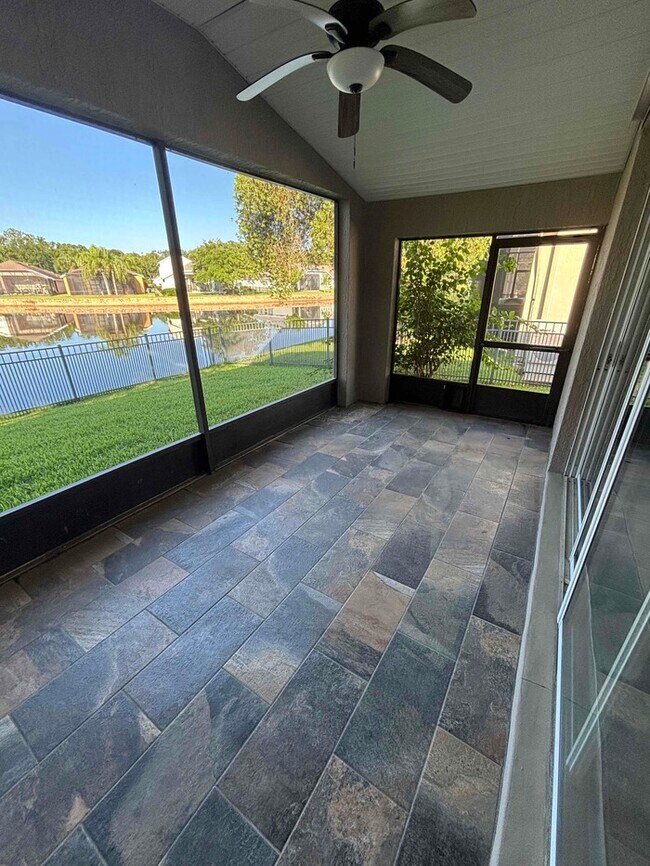 Building Photo - 1329 Fairway Village Dr