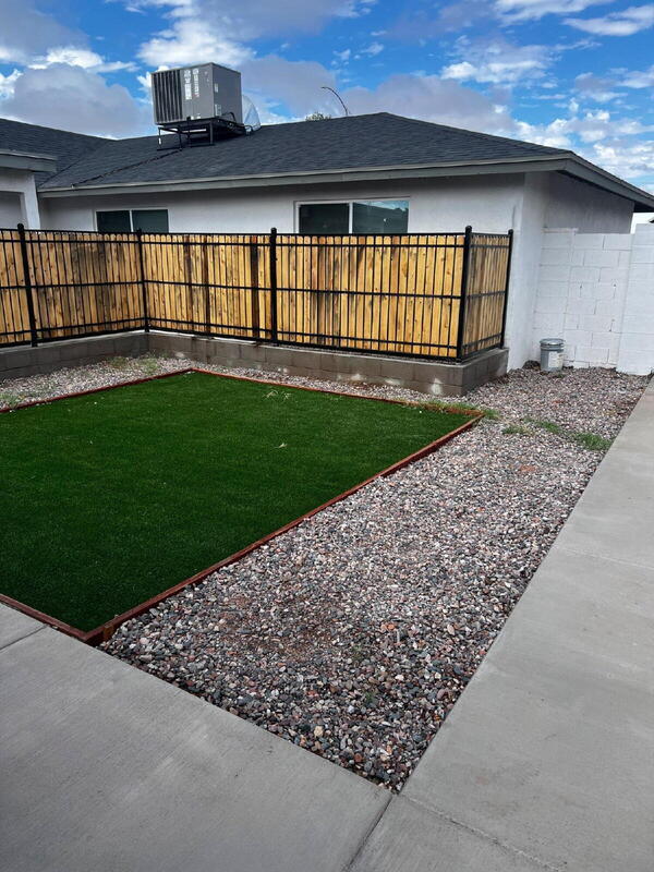 Building Photo - 1503 W Garden St