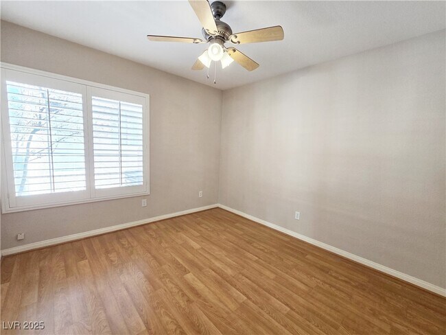 Building Photo - 2522 Furnace Creek Ave